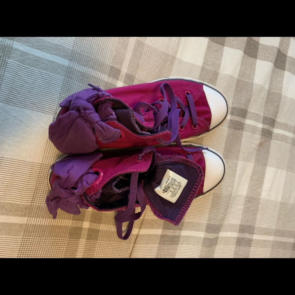 Kids converse
